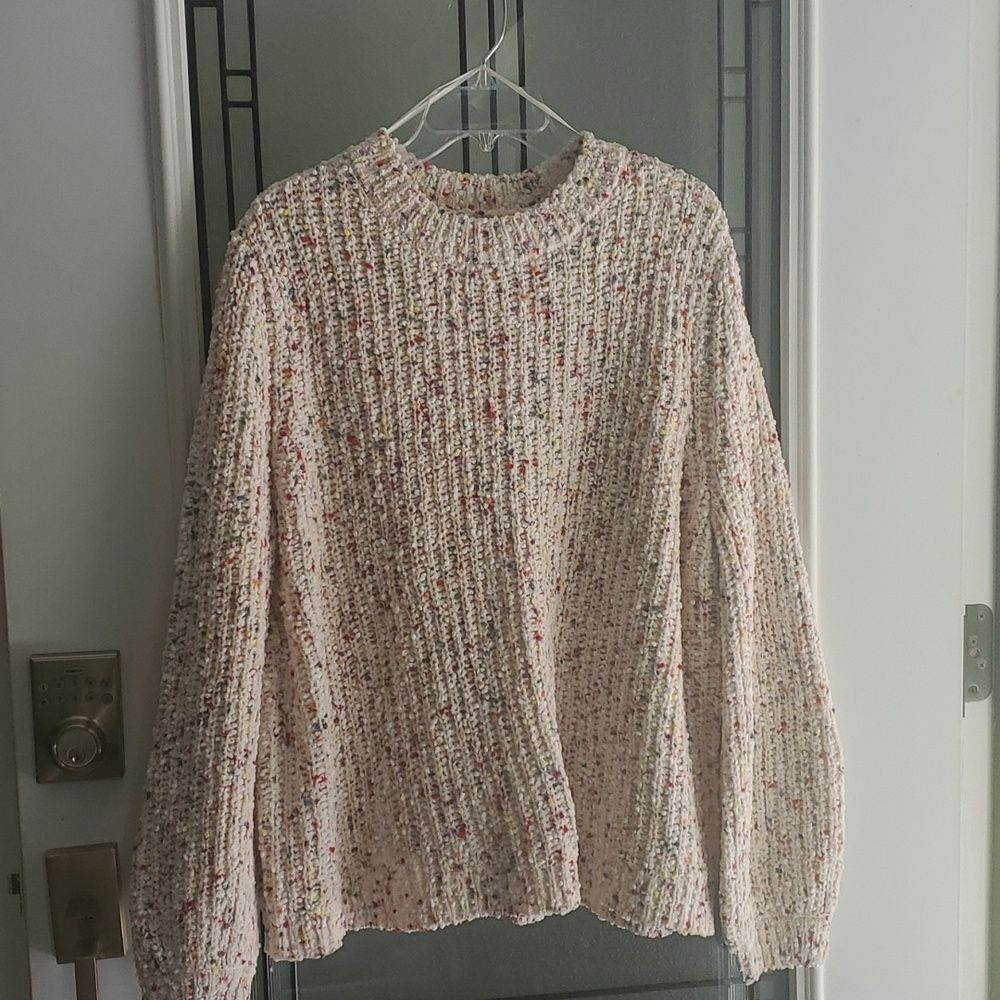 Sweater, soft. Cream/multi color XXL. Super comfy!